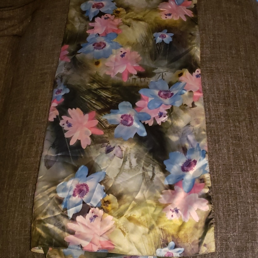 100% Silk scarf